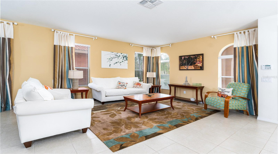 KISSIMMEE, Florida 34746, 6 Bedrooms Bedrooms, ,5 BathroomsBathrooms,Residential,For Sale,STELLA,0,MFRS5119808