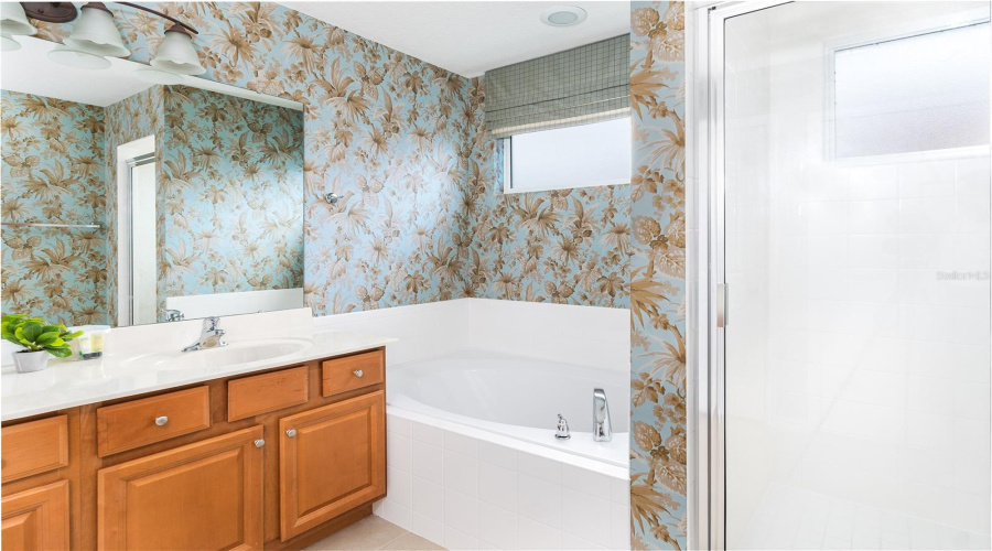 KISSIMMEE, Florida 34746, 6 Bedrooms Bedrooms, ,5 BathroomsBathrooms,Residential,For Sale,STELLA,0,MFRS5119808