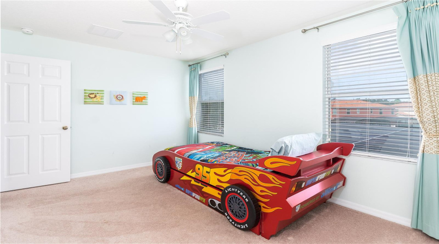 KISSIMMEE, Florida 34746, 6 Bedrooms Bedrooms, ,5 BathroomsBathrooms,Residential,For Sale,STELLA,0,MFRS5119808