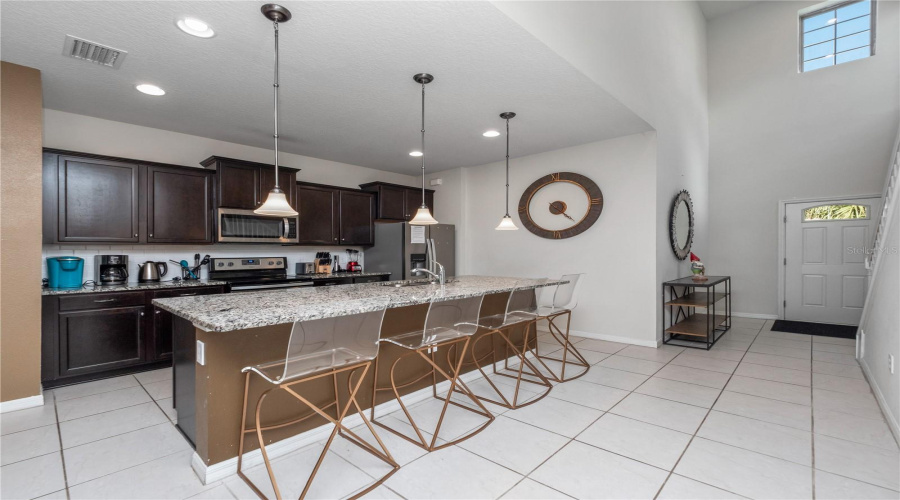 KISSIMMEE, Florida 34747, 6 Bedrooms Bedrooms, ,4 BathroomsBathrooms,Residential,For Sale,NICE,0,MFRS5131756