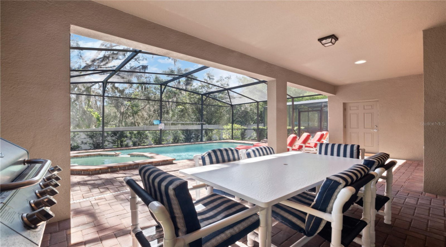 KISSIMMEE, Florida 34747, 6 Bedrooms Bedrooms, ,4 BathroomsBathrooms,Residential,For Sale,NICE,0,MFRS5131756