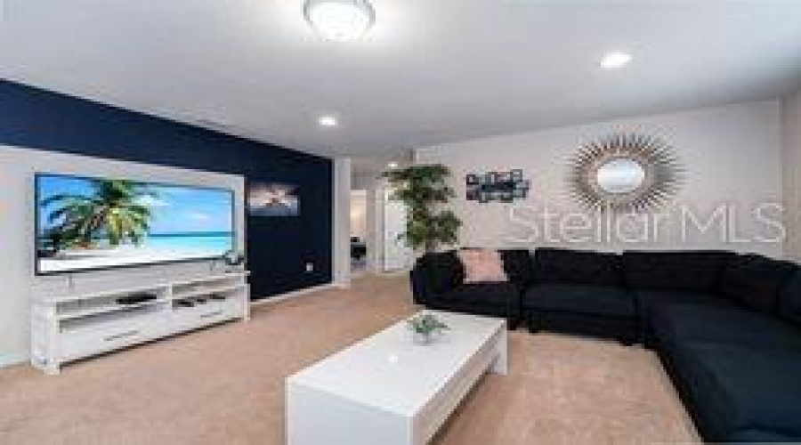 KISSIMMEE, Florida 34747, 6 Bedrooms Bedrooms, ,4 BathroomsBathrooms,Residential,For Sale,LIMA,0,MFRO6331571