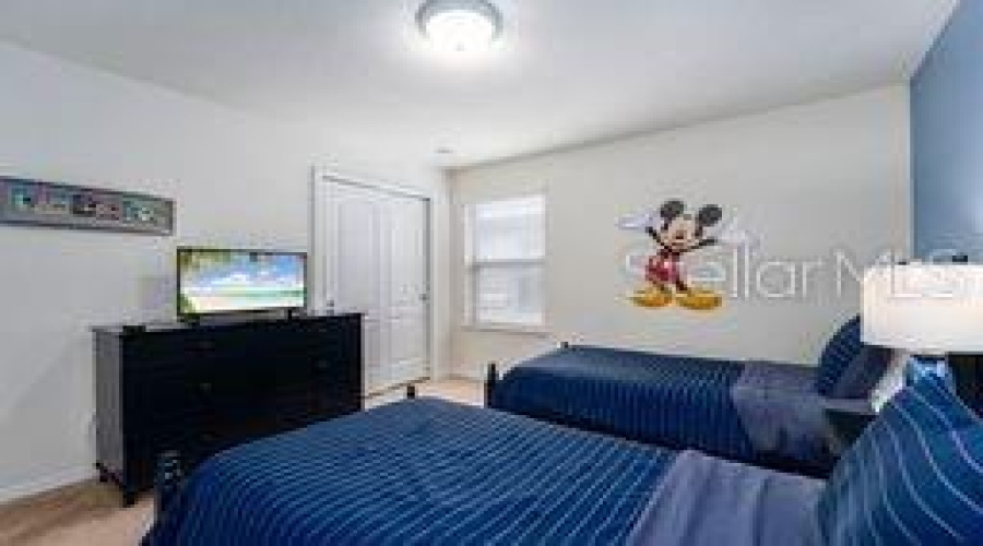 KISSIMMEE, Florida 34747, 6 Bedrooms Bedrooms, ,4 BathroomsBathrooms,Residential,For Sale,LIMA,0,MFRO6331571