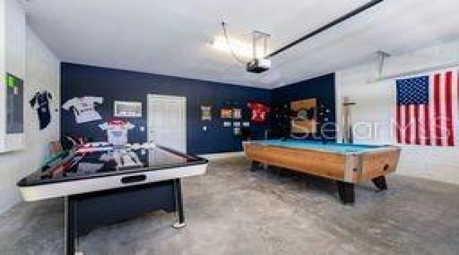 KISSIMMEE, Florida 34747, 6 Bedrooms Bedrooms, ,4 BathroomsBathrooms,Residential,For Sale,LIMA,0,MFRO6331571