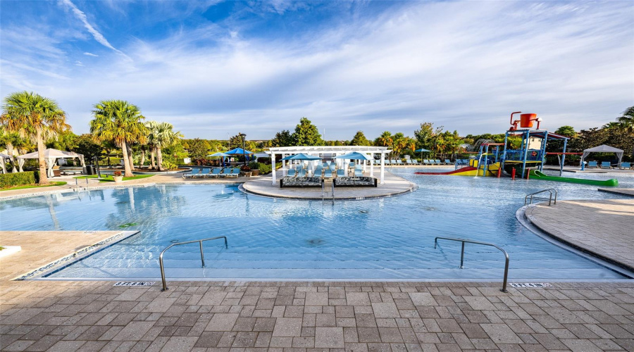 KISSIMMEE, Florida 34747, 6 Bedrooms Bedrooms, ,4 BathroomsBathrooms,Residential,For Sale,LIMA,0,MFRO6331571