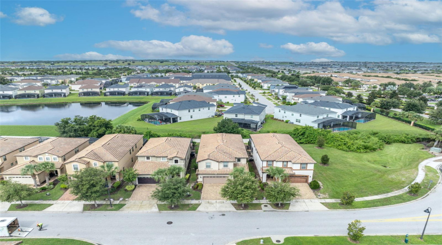 KISSIMMEE, Florida 34747, 6 Bedrooms Bedrooms, ,4 BathroomsBathrooms,Residential,For Sale,LIMA,0,MFRO6331571