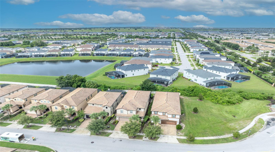 KISSIMMEE, Florida 34747, 6 Bedrooms Bedrooms, ,4 BathroomsBathrooms,Residential,For Sale,LIMA,0,MFRO6331571