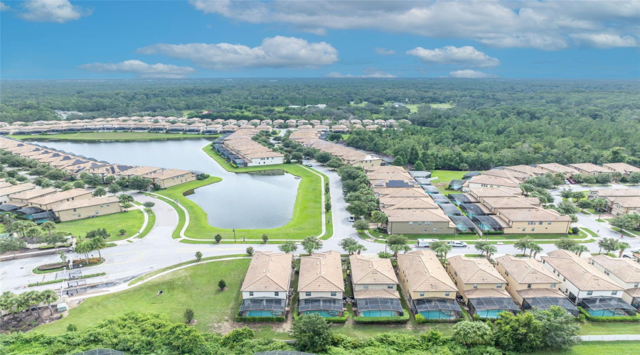 KISSIMMEE, Florida 34747, 6 Bedrooms Bedrooms, ,4 BathroomsBathrooms,Residential,For Sale,LIMA,0,MFRO6331571