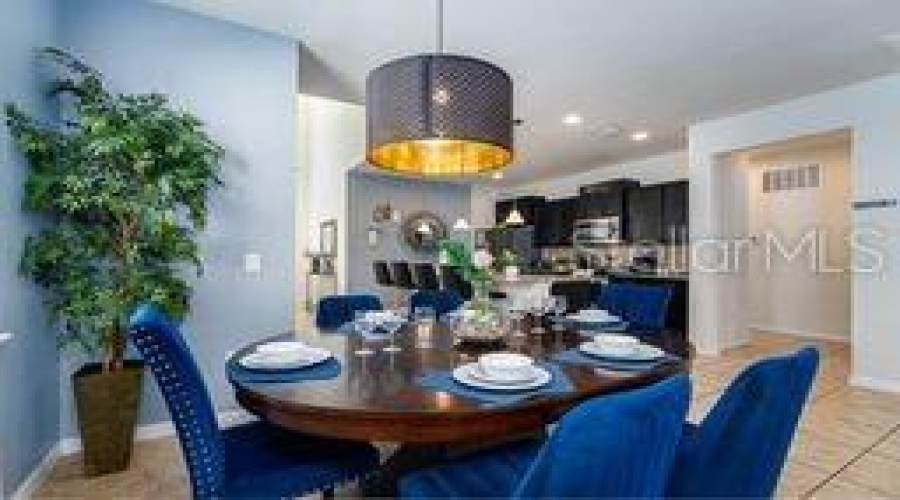 KISSIMMEE, Florida 34747, 6 Bedrooms Bedrooms, ,4 BathroomsBathrooms,Residential,For Sale,LIMA,0,MFRO6331571