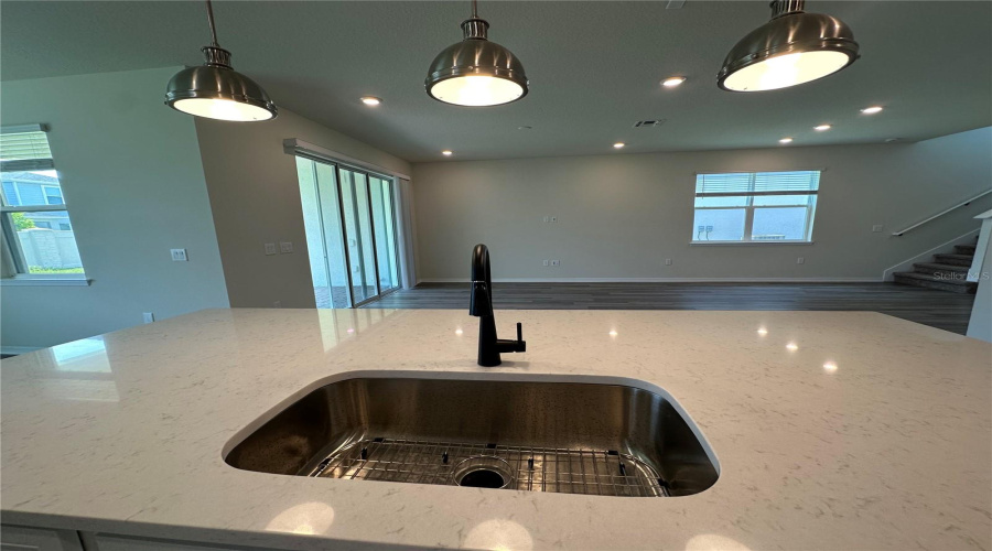 ORLANDO, Florida 32836, 5 Bedrooms Bedrooms, ,4 BathroomsBathrooms,Residential,For Sale,PARKVIEW RESERVE,0,MFRO6331943