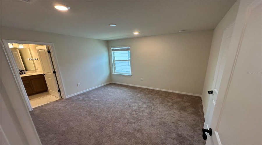 ORLANDO, Florida 32836, 5 Bedrooms Bedrooms, ,4 BathroomsBathrooms,Residential,For Sale,PARKVIEW RESERVE,0,MFRO6331943