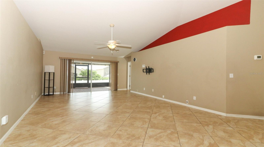 DAVENPORT, Florida 33896, 3 Bedrooms Bedrooms, ,2 BathroomsBathrooms,Residential,For Sale,REGENCY,0,MFRO6303631