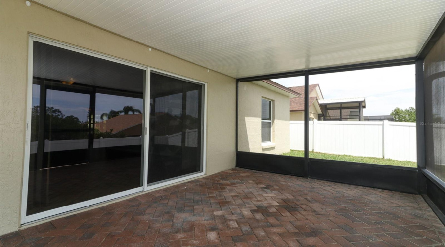 DAVENPORT, Florida 33896, 3 Bedrooms Bedrooms, ,2 BathroomsBathrooms,Residential,For Sale,REGENCY,0,MFRO6303631