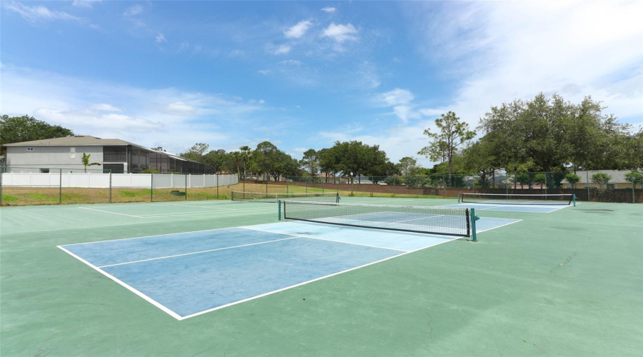 DAVENPORT, Florida 33896, 3 Bedrooms Bedrooms, ,2 BathroomsBathrooms,Residential,For Sale,REGENCY,0,MFRO6303631