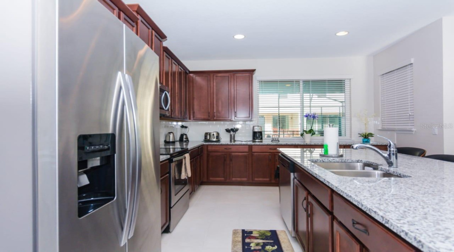 KISSIMMEE, Florida 34747, 4 Bedrooms Bedrooms, ,4 BathroomsBathrooms,Residential,For Sale,CAREY PALM,0,MFRTB8333406