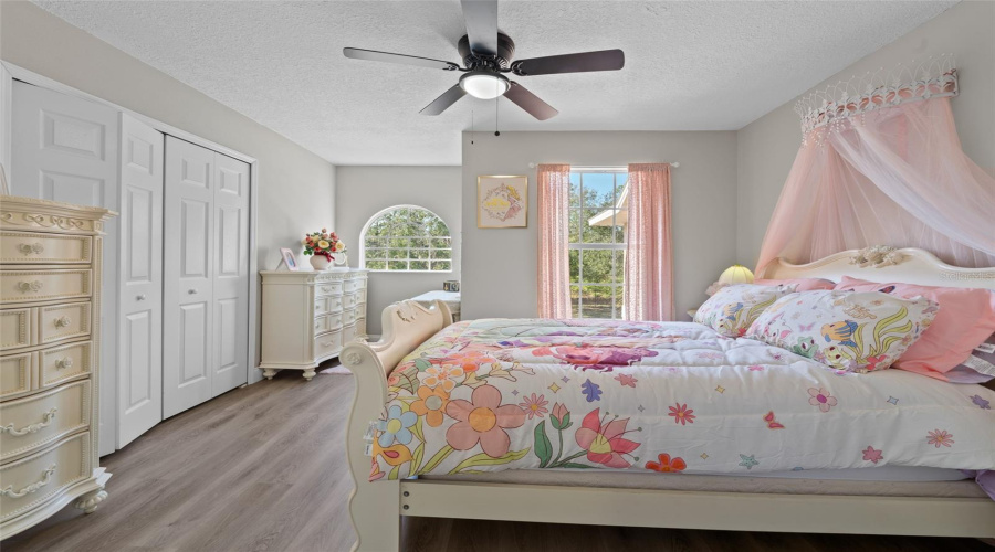 KISSIMMEE, Florida 34747, 6 Bedrooms Bedrooms, ,4 BathroomsBathrooms,Residential,For Sale,YELLOW CRANE,0,MFRO6331796