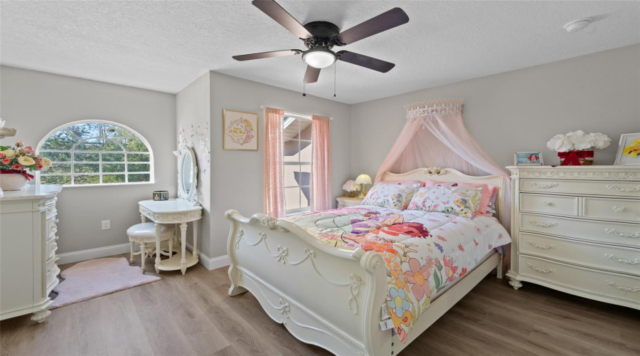 KISSIMMEE, Florida 34747, 6 Bedrooms Bedrooms, ,4 BathroomsBathrooms,Residential,For Sale,YELLOW CRANE,0,MFRO6331796