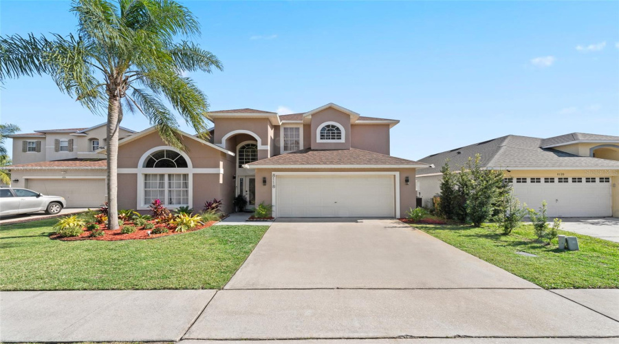 KISSIMMEE, Florida 34747, 6 Bedrooms Bedrooms, ,4 BathroomsBathrooms,Residential,For Sale,YELLOW CRANE,0,MFRO6331796