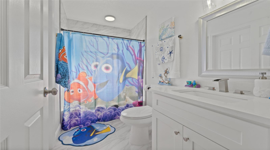 KISSIMMEE, Florida 34747, 6 Bedrooms Bedrooms, ,4 BathroomsBathrooms,Residential,For Sale,YELLOW CRANE,0,MFRO6331796