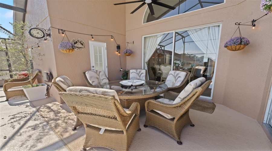KISSIMMEE, Florida 34747, 6 Bedrooms Bedrooms, ,4 BathroomsBathrooms,Residential,For Sale,YELLOW CRANE,0,MFRO6331796