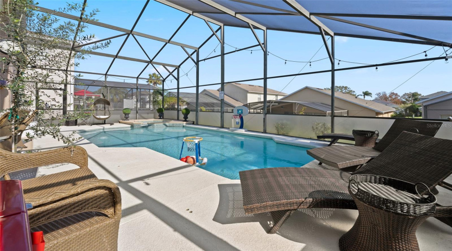 KISSIMMEE, Florida 34747, 6 Bedrooms Bedrooms, ,4 BathroomsBathrooms,Residential,For Sale,YELLOW CRANE,0,MFRO6331796