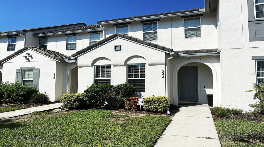 DAVENPORT, Florida 33896, 4 Bedrooms Bedrooms, ,4 BathroomsBathrooms,Residential,For Sale,CAPTIVA,0,MFRS5131683