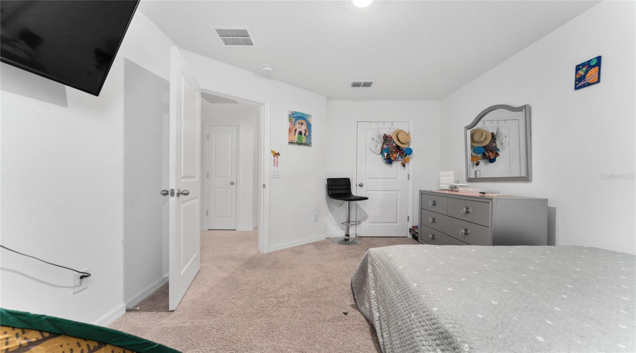 DAVENPORT, Florida 33896, 3 Bedrooms Bedrooms, ,2 BathroomsBathrooms,Residential,For Sale,DISCOVERY,0,MFRS5131900
