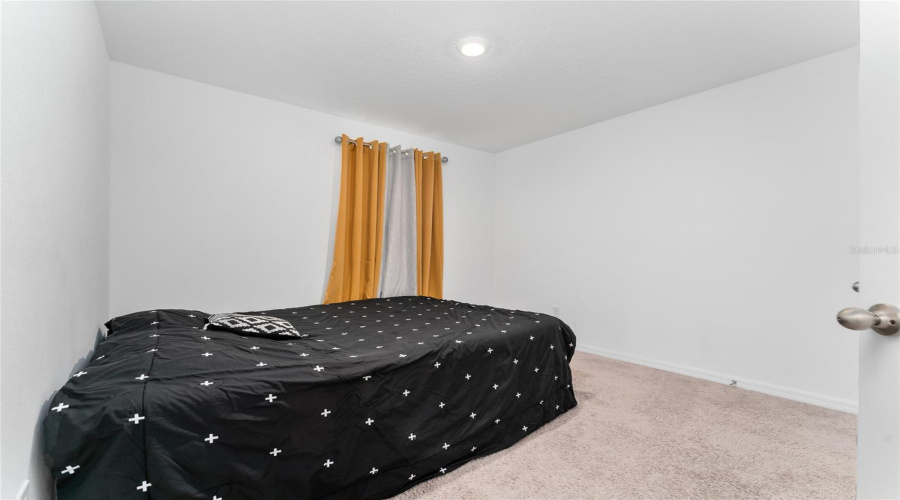 DAVENPORT, Florida 33896, 3 Bedrooms Bedrooms, ,2 BathroomsBathrooms,Residential,For Sale,DISCOVERY,0,MFRS5131900
