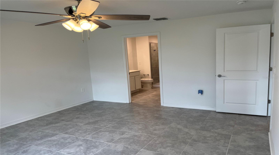 KISSIMMEE, Florida 34746, 3 Bedrooms Bedrooms, ,2 BathroomsBathrooms,Residential,For Sale,PEBBLES THROW,0,MFRO6331689