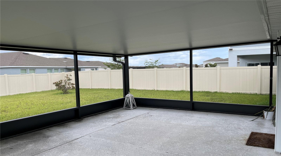 KISSIMMEE, Florida 34746, 3 Bedrooms Bedrooms, ,2 BathroomsBathrooms,Residential,For Sale,PEBBLES THROW,0,MFRO6331689