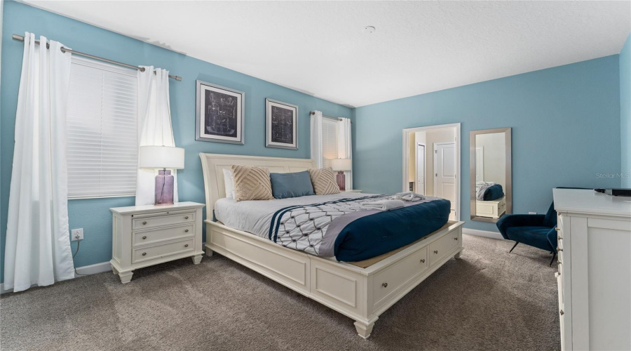 DAVENPORT, Florida 33896, 8 Bedrooms Bedrooms, ,5 BathroomsBathrooms,Residential,For Sale,MAIDSTONE,0,MFRO6325122
