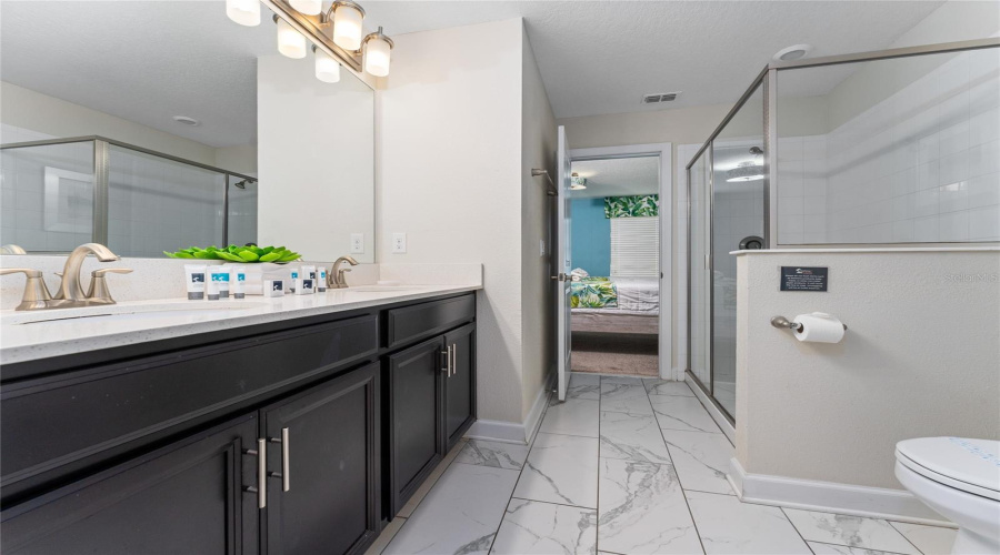 DAVENPORT, Florida 33896, 8 Bedrooms Bedrooms, ,5 BathroomsBathrooms,Residential,For Sale,MAIDSTONE,0,MFRO6325122