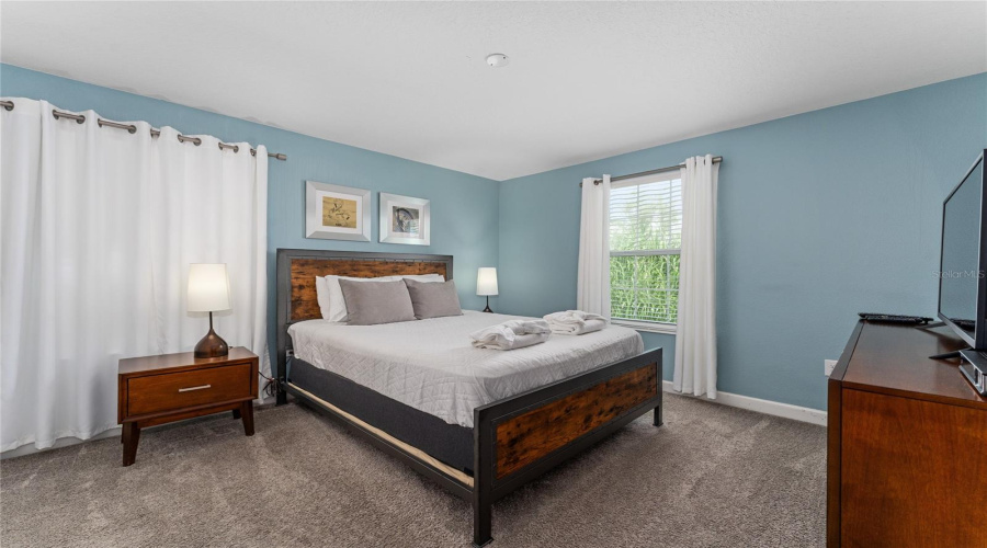 DAVENPORT, Florida 33896, 8 Bedrooms Bedrooms, ,5 BathroomsBathrooms,Residential,For Sale,MAIDSTONE,0,MFRO6325122