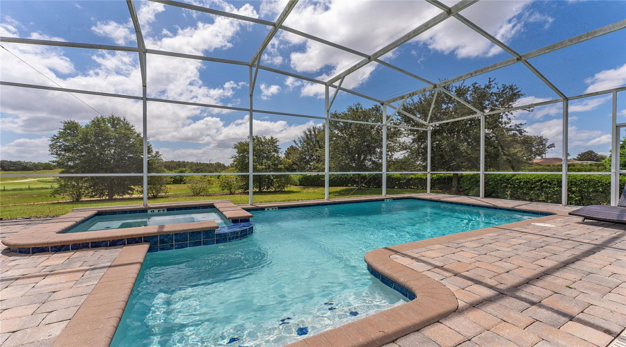 DAVENPORT, Florida 33896, 8 Bedrooms Bedrooms, ,5 BathroomsBathrooms,Residential,For Sale,MAIDSTONE,0,MFRO6325122