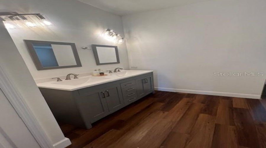 KISSIMMEE, Florida 34746, 4 Bedrooms Bedrooms, ,2 BathroomsBathrooms,Residential,For Sale,GREAT POND,0,MFRO6327898