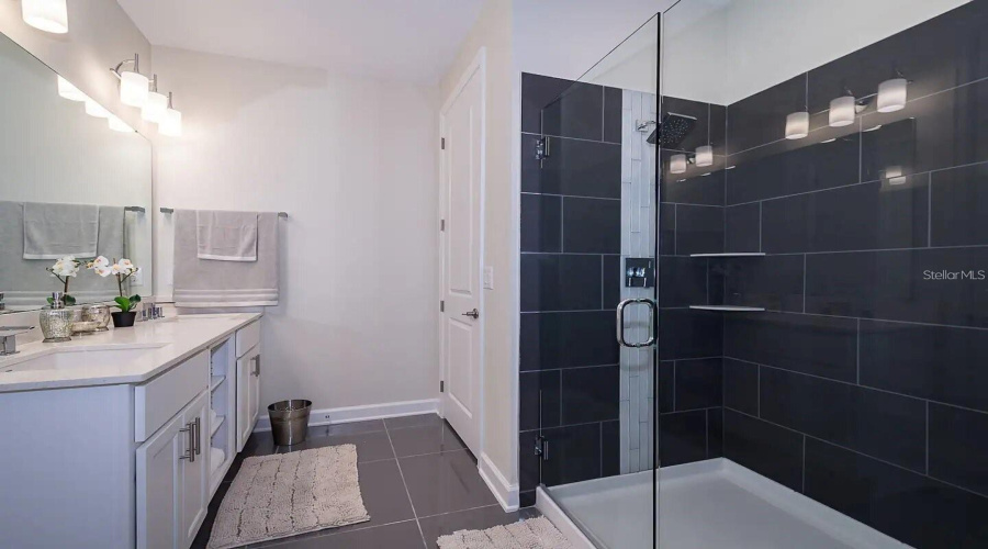 KISSIMMEE, Florida 34746, 4 Bedrooms Bedrooms, ,3 BathroomsBathrooms,Residential,For Sale,CLOCK TOWER,0,MFRO6332203