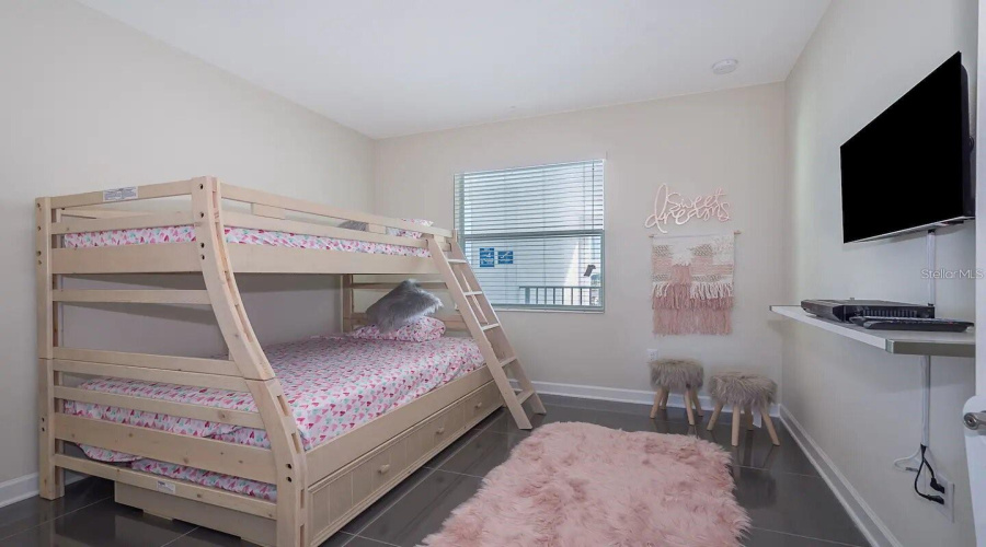 KISSIMMEE, Florida 34746, 4 Bedrooms Bedrooms, ,3 BathroomsBathrooms,Residential,For Sale,CLOCK TOWER,0,MFRO6332203