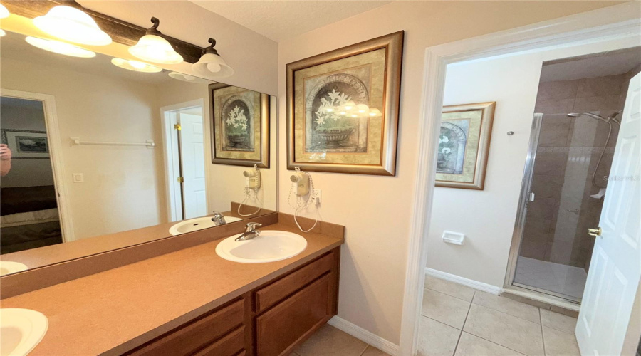 KISSIMMEE, Florida 34747, 6 Bedrooms Bedrooms, ,3 BathroomsBathrooms,Residential,For Sale,ACADIA ESTATES,0,MFRS5131768