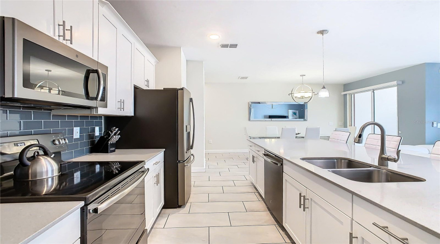 DAVENPORT, Florida 33896, 4 Bedrooms Bedrooms, ,3 BathroomsBathrooms,Residential,For Sale,STINGER,0,MFRS5109001