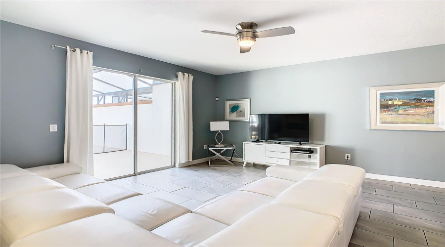DAVENPORT, Florida 33896, 4 Bedrooms Bedrooms, ,3 BathroomsBathrooms,Residential,For Sale,STINGER,0,MFRS5109001