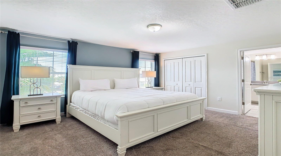 DAVENPORT, Florida 33896, 4 Bedrooms Bedrooms, ,3 BathroomsBathrooms,Residential,For Sale,STINGER,0,MFRS5109001