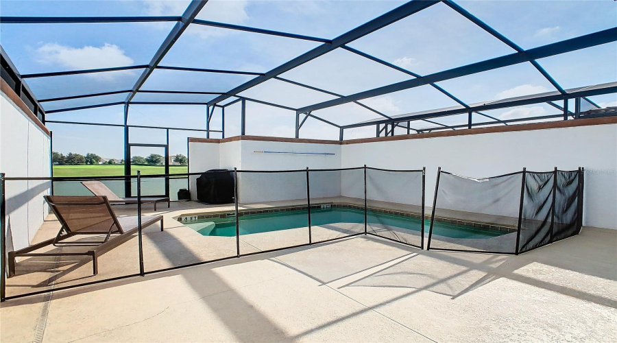 DAVENPORT, Florida 33896, 4 Bedrooms Bedrooms, ,3 BathroomsBathrooms,Residential,For Sale,STINGER,0,MFRS5109001
