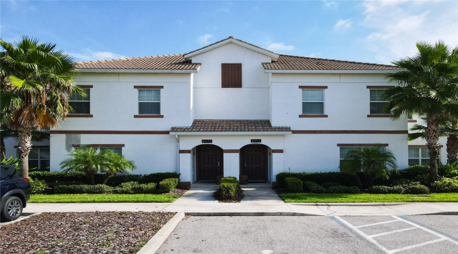DAVENPORT, Florida 33896, 4 Bedrooms Bedrooms, ,3 BathroomsBathrooms,Residential,For Sale,STINGER,0,MFRS5109001