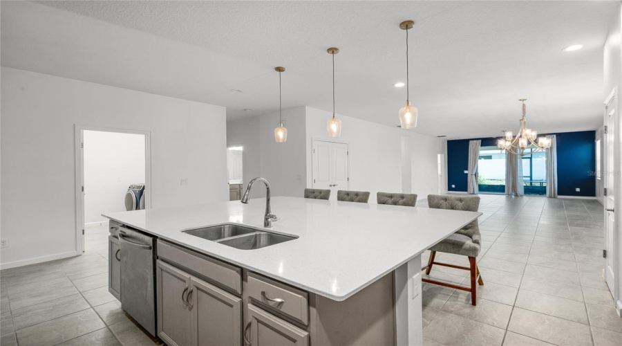 DAVENPORT, Florida 33837, 4 Bedrooms Bedrooms, ,3 BathroomsBathrooms,Residential,For Sale,HENDON,0,MFRS5131912