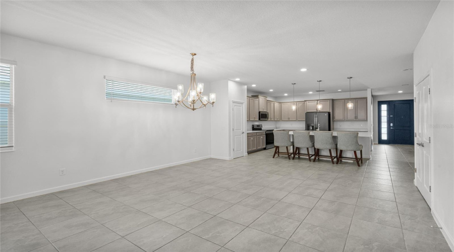 DAVENPORT, Florida 33837, 4 Bedrooms Bedrooms, ,3 BathroomsBathrooms,Residential,For Sale,HENDON,0,MFRS5131912