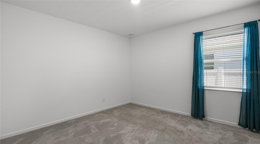 DAVENPORT, Florida 33837, 4 Bedrooms Bedrooms, ,3 BathroomsBathrooms,Residential,For Sale,HENDON,0,MFRS5131912