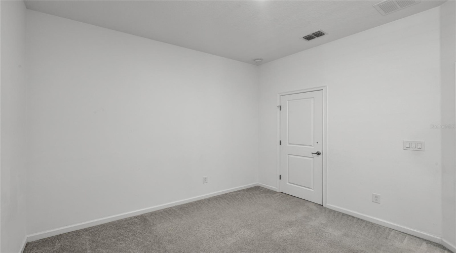 DAVENPORT, Florida 33837, 4 Bedrooms Bedrooms, ,3 BathroomsBathrooms,Residential,For Sale,HENDON,0,MFRS5131912