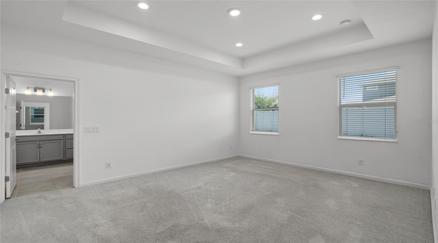 DAVENPORT, Florida 33837, 4 Bedrooms Bedrooms, ,3 BathroomsBathrooms,Residential,For Sale,HENDON,0,MFRS5131912