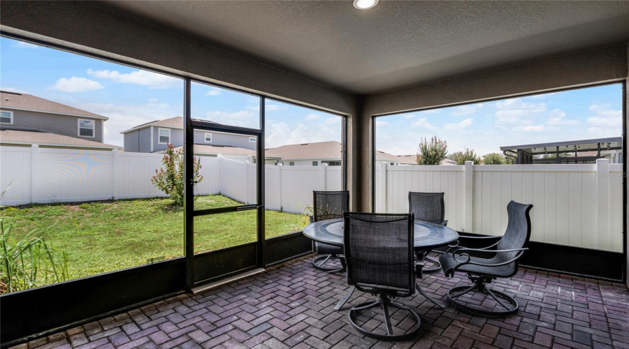 DAVENPORT, Florida 33837, 4 Bedrooms Bedrooms, ,3 BathroomsBathrooms,Residential,For Sale,HENDON,0,MFRS5131912