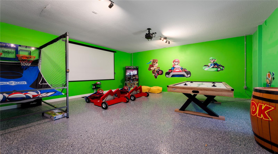 REUNION, Florida 34747, 5 Bedrooms Bedrooms, ,4 BathroomsBathrooms,Residential,For Sale,COROLLA,0,MFRO6331425